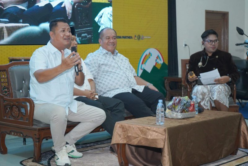 Kegiatan Sharing Session Content Creator bertema “Bersiap Bergabung di Era Konten Kreator Daerah: Paham Personal Branding