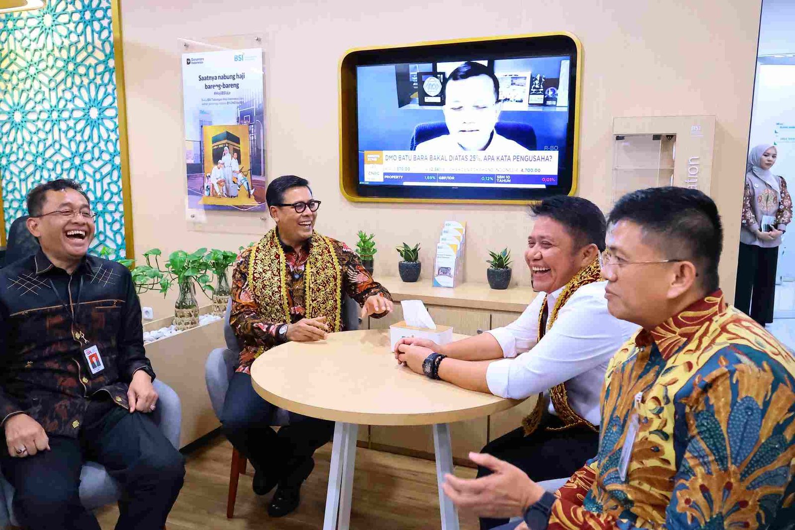 OJK dan Gubernur Komitmen Majukan Kopi Sumsel dan Infrastruktur Ekspor