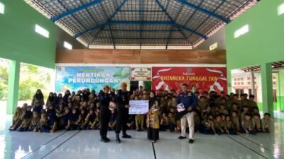 KAI Daop 6 Yogyakarta Intensifkan Edukasi Keselamatan dan Salurkan Bantuan CSR ke SD Muhammadiyah Argosari