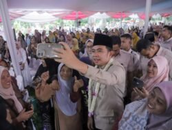 Gus Fawait Ngantor di Kencong, Tegaskan Warga Jember Bisa Berobat Gratis di Seluruh Indonesia