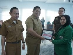 Pemkab Asahan Perkuat SDM Daerah, 125 Mahasiswa Berprestasi Terima Beasiswa