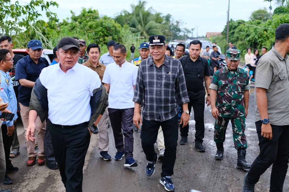 Bupati Musi Banyuasin H M Toha Tohet SH menyambut kunjungan kerja Gubernur Sumatera Selatan H Herman Deru, Jumat (26/12/2025).
