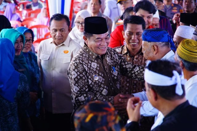 Bupati Muba Tinjau Penyaluran Makanan Bergizi Gratis di Plakat Tinggi