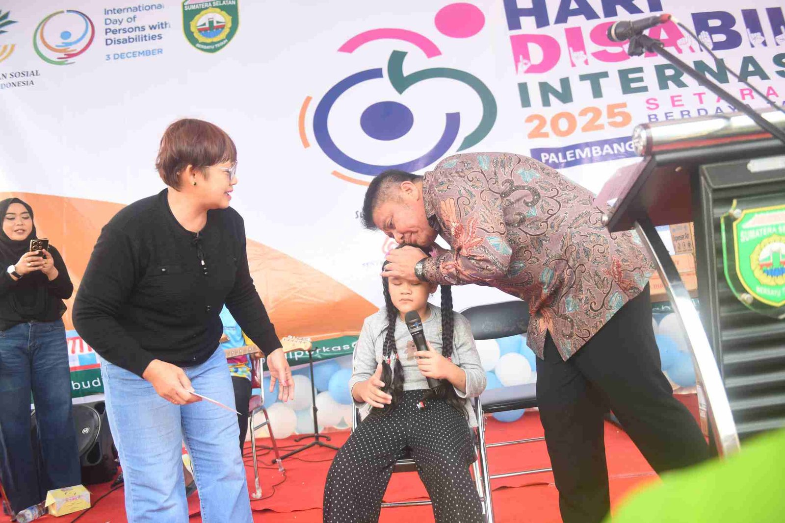 Gubernur Sumatera Selatan (Sumsel) Dr. H. Herman Deru menghadiri Peringatan Hari Disabilitas Internasional tingkat Provinsi Sumatera Selatan