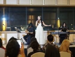 Dee Lestari Suguhkan Showcase Intim Song dan Poetry Bocor Tipis
