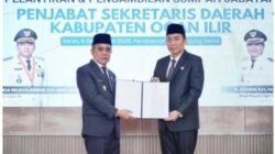 Bertempat di gedung Pendopoan Rumdin Bupati Ogan Ilir (OI) Senin 8 Desember 2025 berlangsung pelantikan Penjabat (Pj) Sekda OI.
