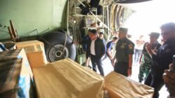 Pemprov Sumsel Kembali Salurkan Bantuan 15 Ton Logistik untuk Korban Bencana Sumbar lewat Jalur Udara