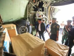 Pemprov Sumsel Kembali Salurkan Bantuan 15 Ton Logistik untuk Korban Bencana Sumbar lewat Jalur Udara