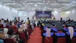 Pemkab Asahan Hadiri Wisuda Perdana Sarjana UMMAS Tahun 2025