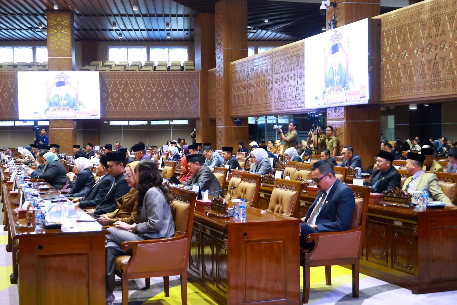 Rapat paripurna DPRD Provinsi Sumatera Selatan