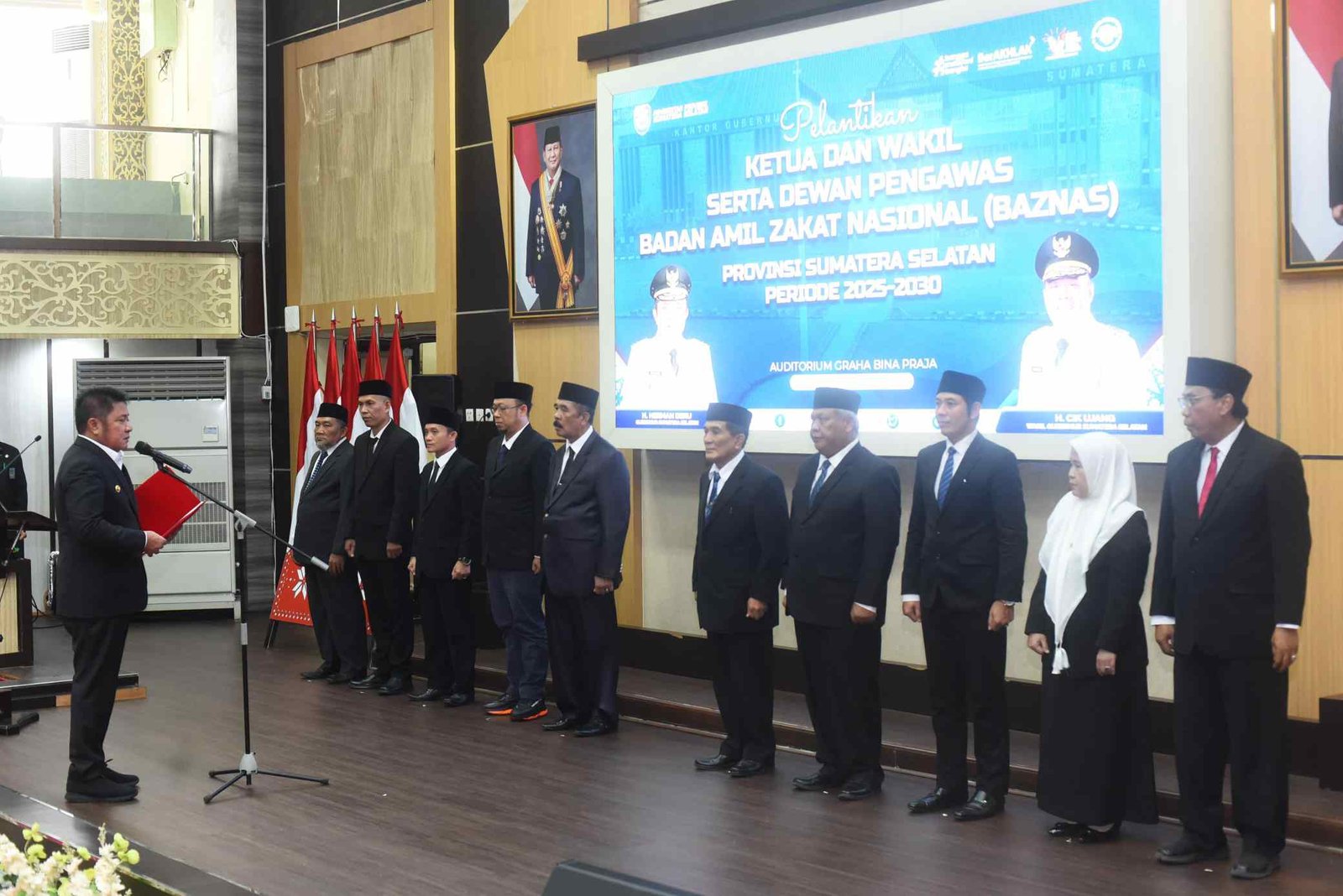 Gubernur Sumatera Selatan Dr. H. Herman Deru secara resmi melantik pengurus dan Dewan Pengawas Badan Amil Zakat Nasional (BAZNAS) Provinsi Sumsel masa bakti 2025–2030
