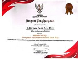 Gubernur Sumsel Terima Penghargaan Presiden RI atas Kontribusi Swasembada Pangan 2025