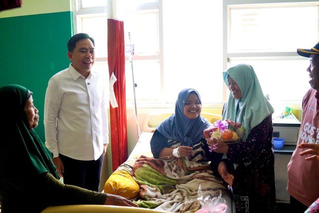 Bupati Jember saat kunjungan kerja ke Puskesmas Rambipuji, Sabtu (24/1/2026).