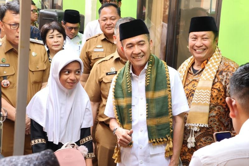 Wali Kota Palembang, Drs. Ratu Dewa, M.Si,