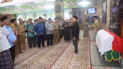 Sekda Sumsel Lepas Pemakaman Ekowati Retnaningsih, Birokrat Teladan Pemprov Sumsel