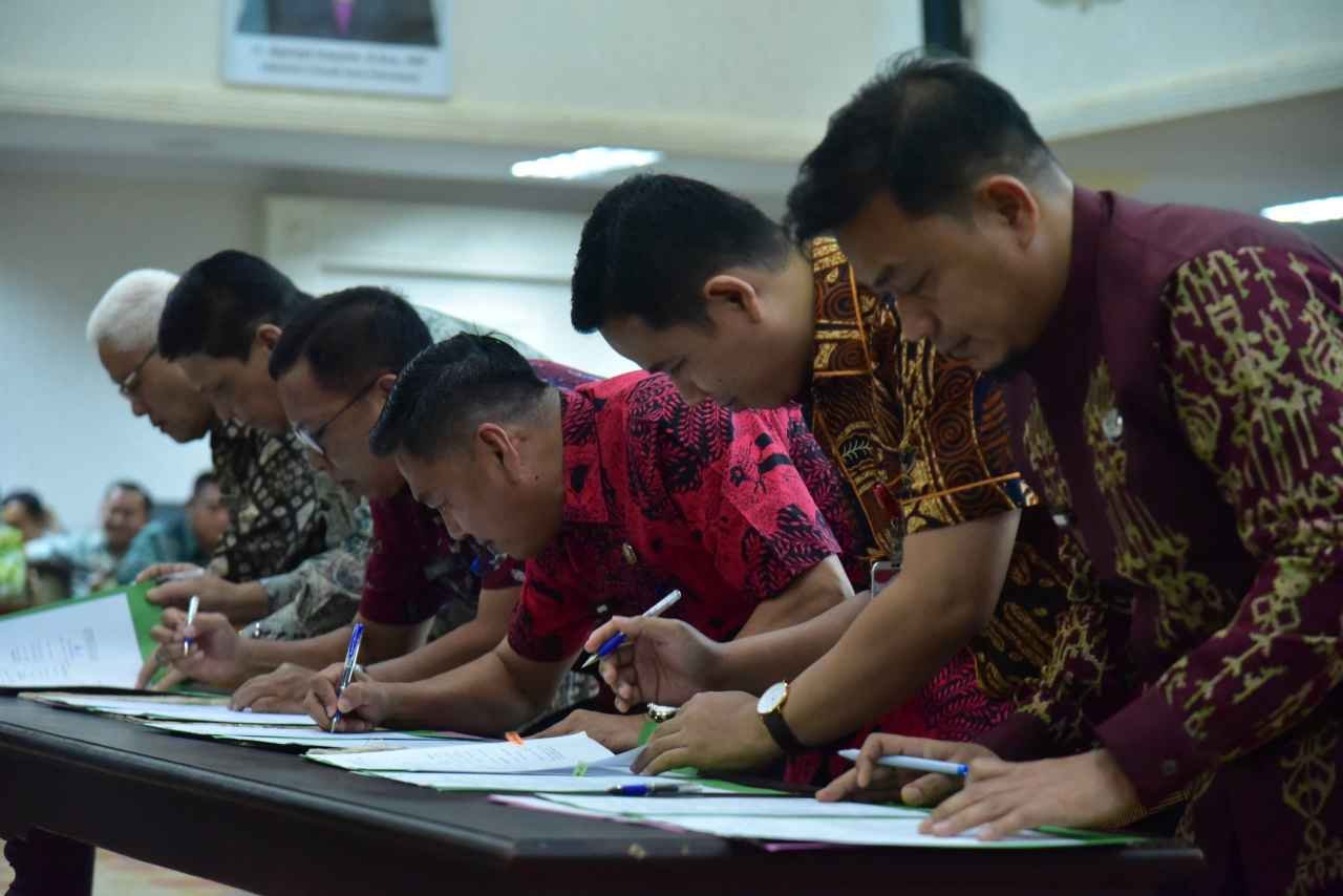 Kepala OPD Palembang Tandatangani Pakta Integritas