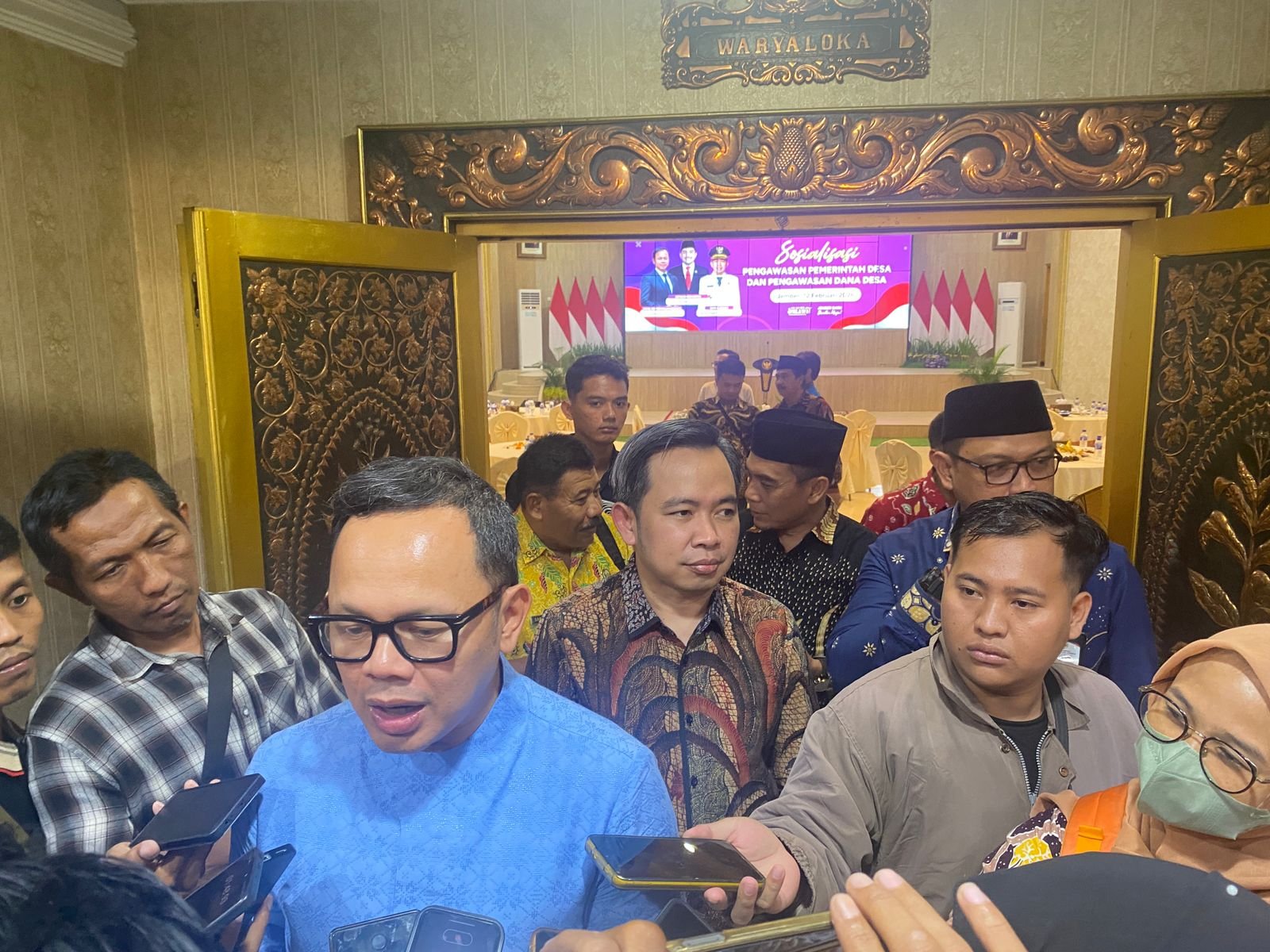 Wamendagri Bima Arya Kunjungi Jember, Tegaskan Dana Desa Harus Kembali ke Rakyat