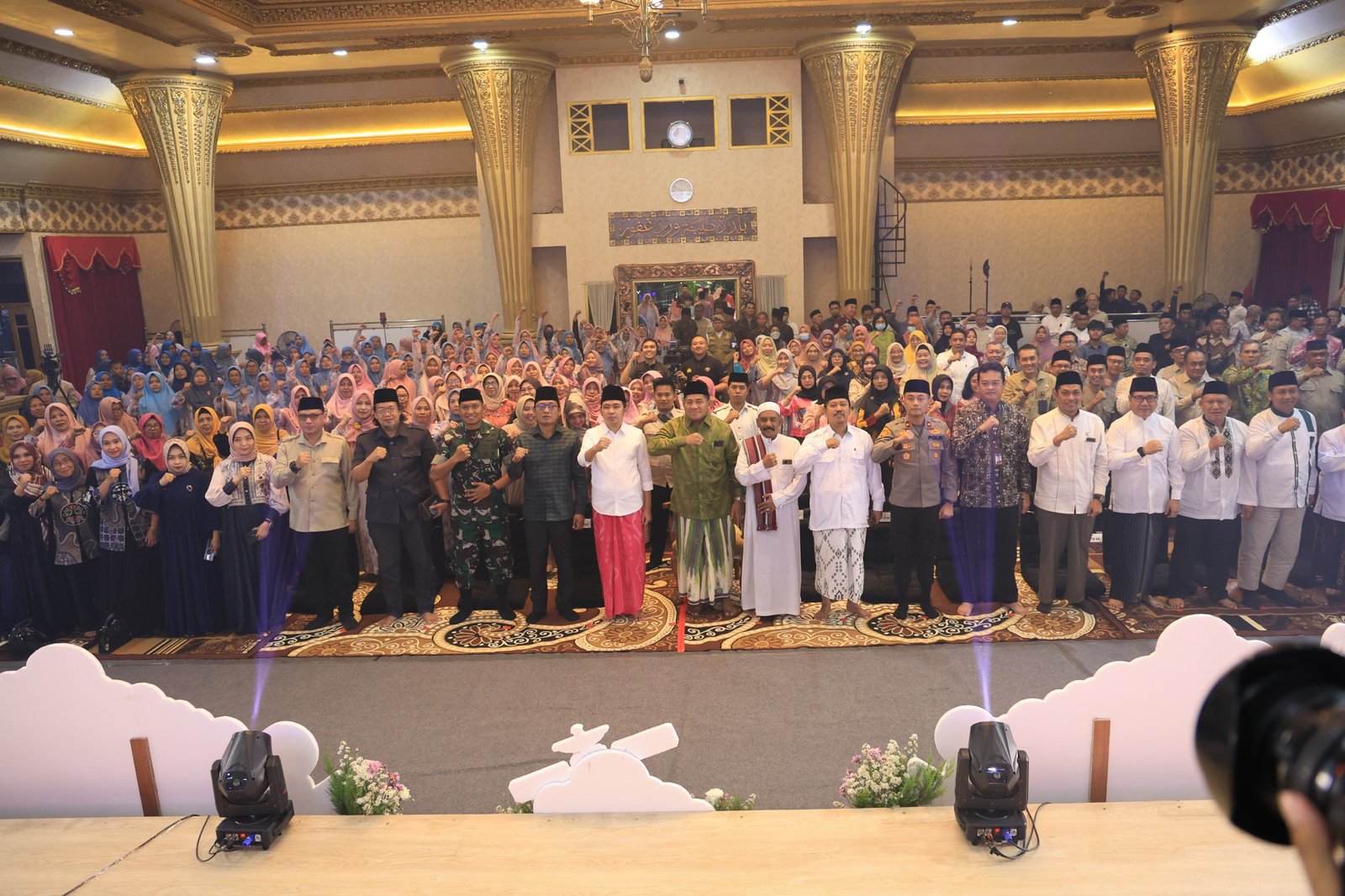 aspirasi warga Perumahan Villa Indah Tegal Besar di Aula Prajamukti Pemkab Jember, Sabtu (21/2/2026).