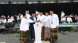 Peringatan Satu Abad NU di Jember, Gus Fawait Komitmen Berikan Beasiswa Santri