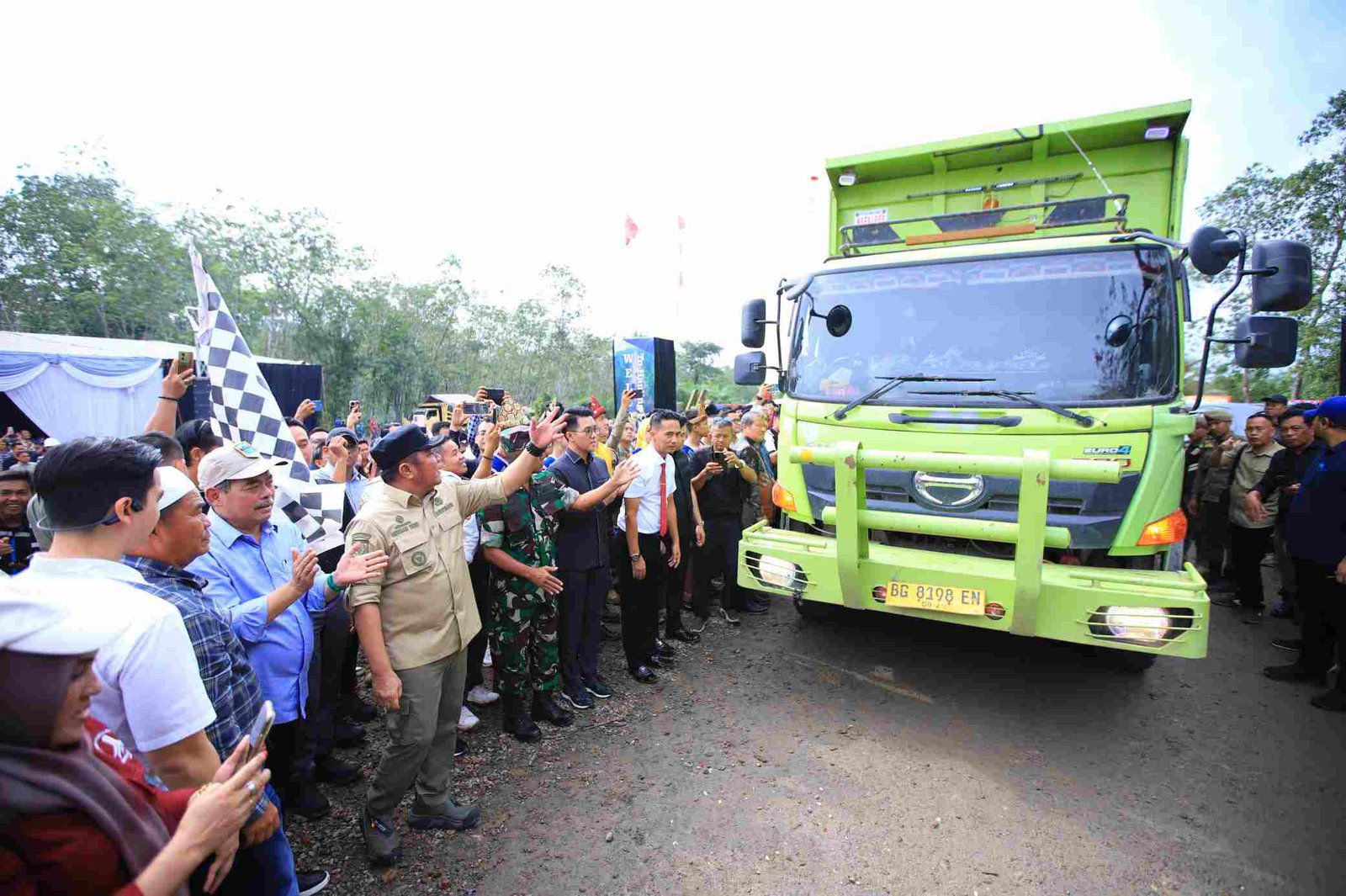Herman Deru meresmikan Jalan Khusus Batubara