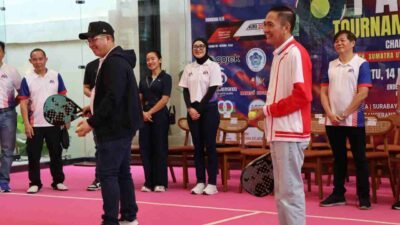 Wali Kota Palembang, Drs. H. Ratu Dewa,, Sabtu (14/2/202) secara resmi membuka Turnamen Kejuaraan Padel