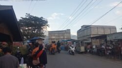 Tradisi Berburu Takjil, Warnai Bulan Suci Ramadan