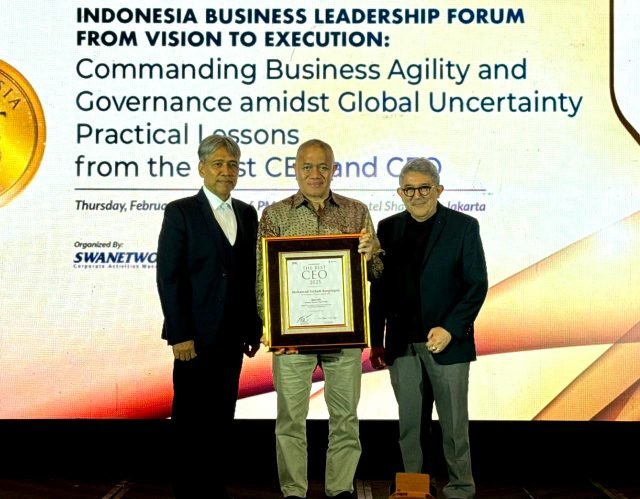 Mohamad Feriadi Soeprapto Raih Penghargaan Indonesia Best CEO 2025