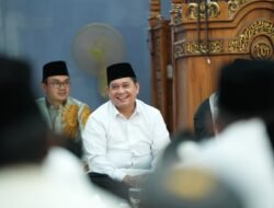 Safari Ramadhan di Desa Majatra, Bupati Banyuasin Komitmen Bangun Infrastruktur Jalan dan Jembatan