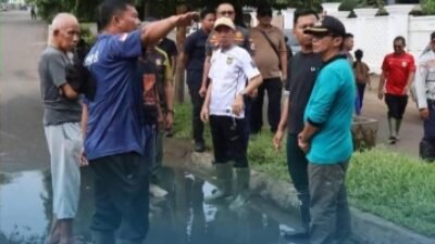 Wakil Bupati Lampung Utara Romli, S.Kom., SH, M.H., memimpin langsung kegiatan Jumat Bersih