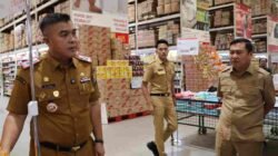 Sekda Aprizal Pimpin Sidak Pasar, Pastikan Stok Pangan Aman dan Harga Stabil Jelang Ramadan