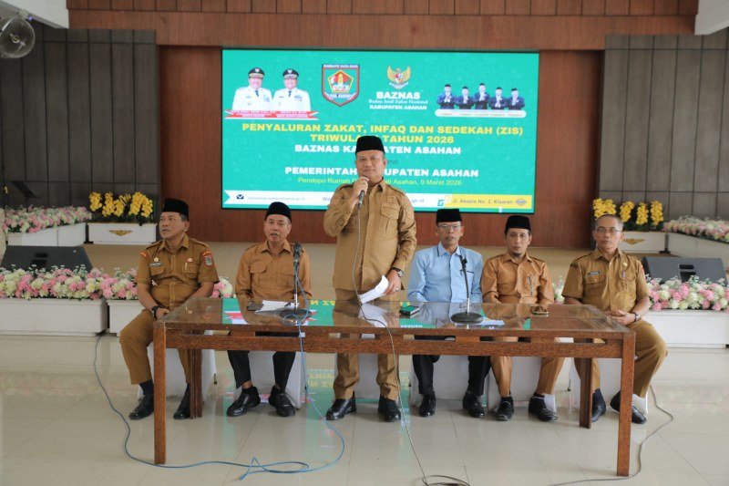 Pemkab dan Baznas Asahan Salurkan ZIS Triwulan I Tahun 2026 Kepada Petugas Kebersihan