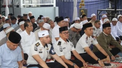 Kakanwil Ditjenpas Sumsel Ikuti Sholat Idul Fitri 1447 H, Penyerahan Remisi, dan Penguatan Pengamanan Kunjungan Lebaran di Rutan Palembang