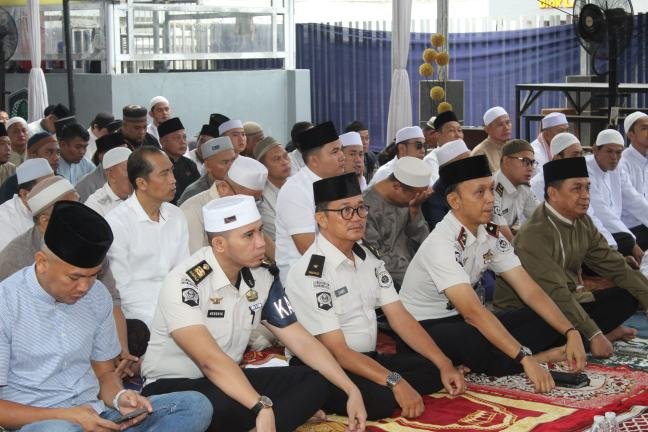 Kakanwil Ditjenpas Sumsel Ikuti Sholat Idul Fitri 1447 H, Penyerahan Remisi, dan Penguatan Pengamanan Kunjungan Lebaran di Rutan Palembang