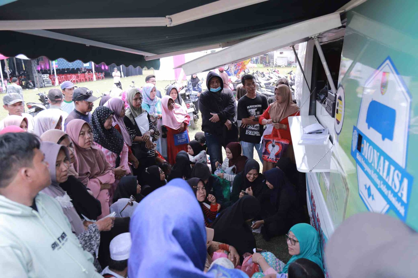 Program Bunga Desaku Bermanfaat untuk Rakyat, Dispendukcapil Jember Terbitkan Ribuan Dokumen Adminduk