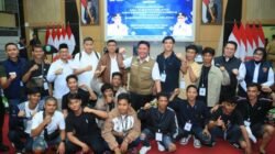 Gubernur Herman Deru Bantu Modal Usaha untuk 15 Pemuda Eks WNI yang Dipulangkan dari Kamboja