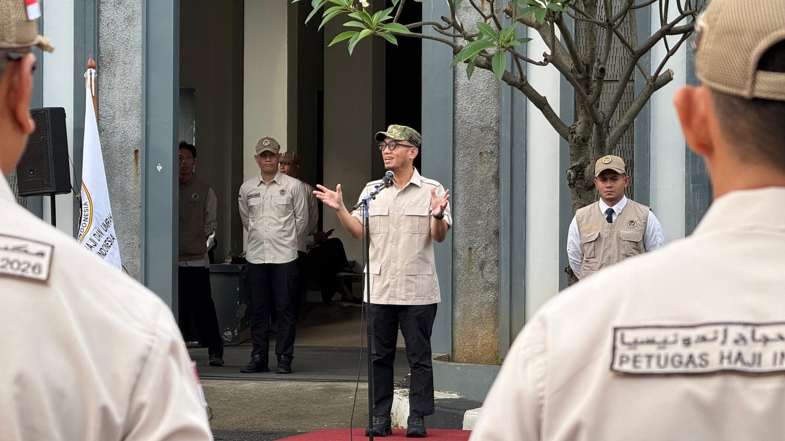 460 Petugas PPIH Arab Saudi Diberangkatkan ke Madinah, Layani Jemaah Haji Hingga 70 Hari