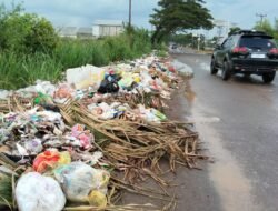 Jalan Lingkar Selatan Pegayut Dicemari Tumpukan Sampah, Warga Minta Pemkab Ogan Ilir Ambil Tindakan