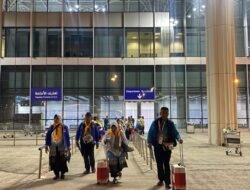 Delay Sehari, Jemaah Haji Kloter Batam 5 Tiba di Madinah