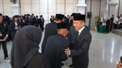 Lantik 130 Kepala Sekolah, Ratu Dewa Imbau Kepala Sekolah Muda untuk Kreatif dan Berinovasi