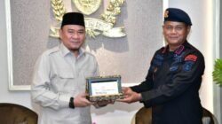 Andie Dinaldie Terima Dansat Brimob Polda Sumsel