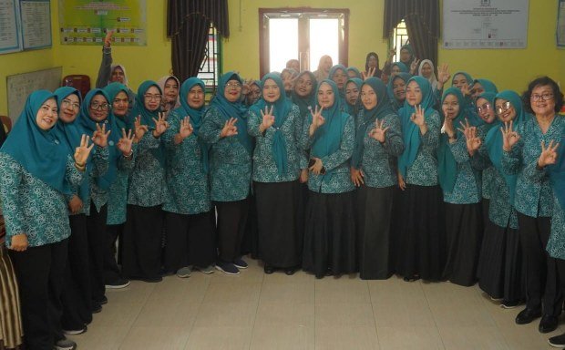 TP PKK Asahan Lakukan Pembinaan AKU HATINYA PKK : Manfaatkan Pekarangan Rumah