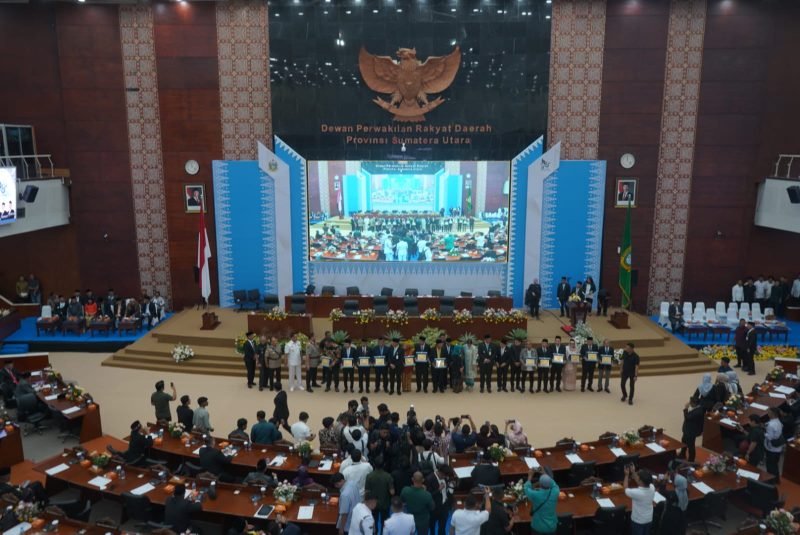 Rapat Paripurna HUT ke-78 Sumut Dihadiri Wabup Asahan