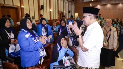 Menteri Haji Lepas Keberangkatan Perdana 391 Jemaah Embarkasi Jakarta-Pondok Gede