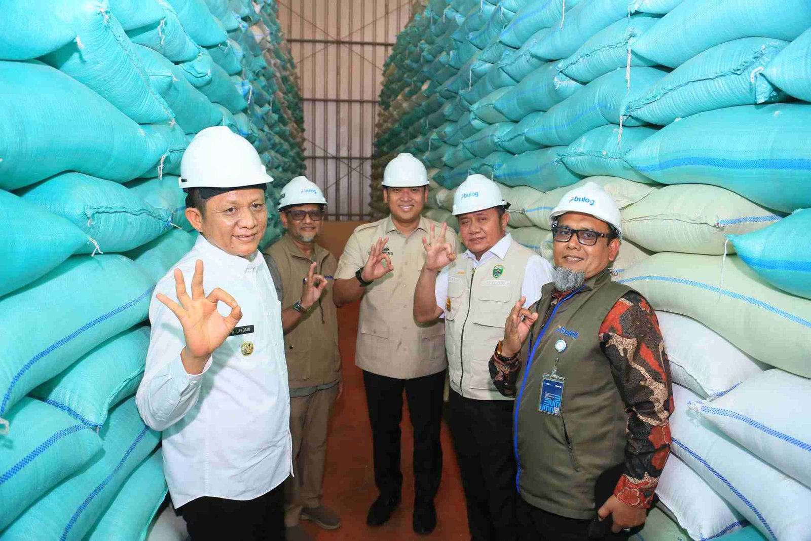 Dampingi Wamentan, Gubernur Herman Deru Dorong Ketahanan Pangan Lewat Percepatan Tanam di OKU Timur