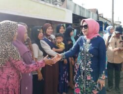 Peringati Hari Kartini, Wabup Sidoarjo Gelar Jumat Berkah di Dusun Terpencil Kepetingan