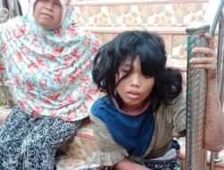 Air Mata di Balik Keterbatasan: Ibu Anak Keterbelakangan Mental di Kertapati Menanti Uluran Tangan
