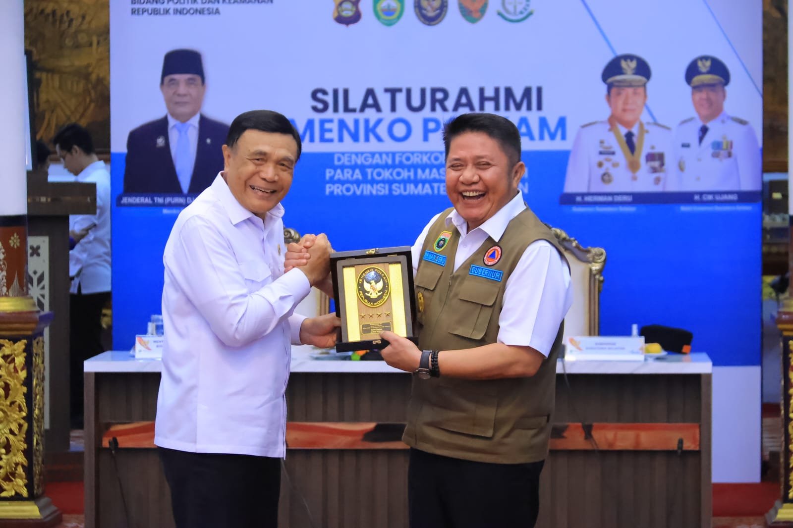 Dampingi Menko Polkam, Herman Deru dan Cik Ujang Ajak Masyarakat Sumsel Jaga Kondusivitas