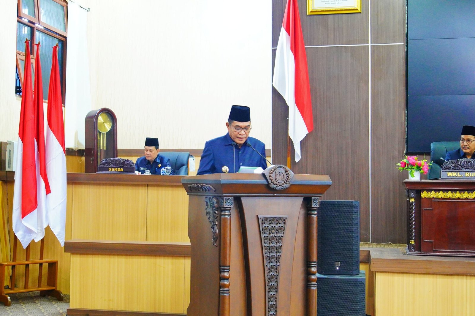 Bupati HM Toha Tohet Sampaikan Penjelasan Raperda