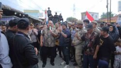 Jalan Rusak Diprotes Warga, Bupati Asahan Janji Sampaikan ke Pemprov Sumut
