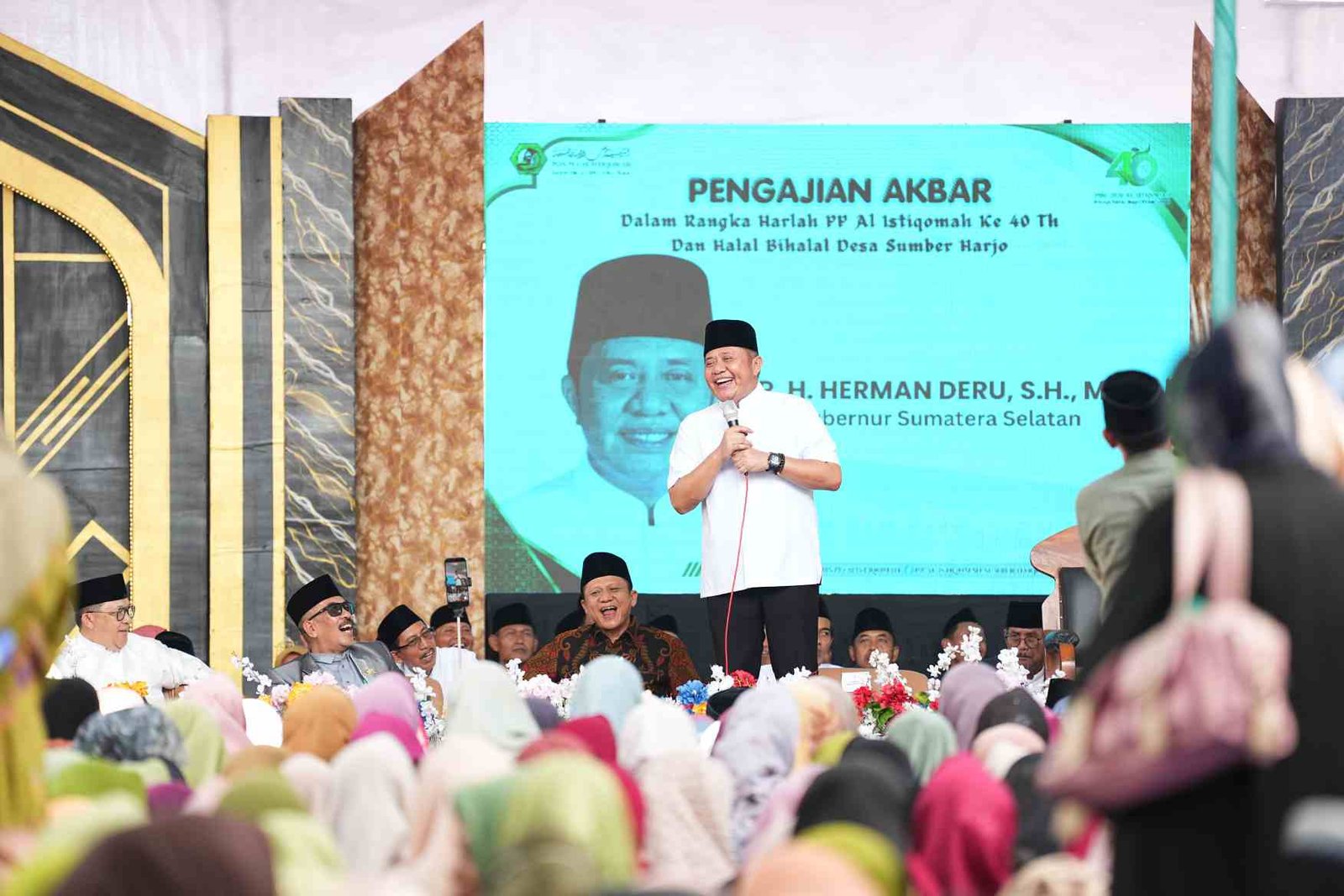 Gubernur Ajak Orang Tua Siapkan Generasi Berani dan Berakhlak Hadapi Perubahan Zaman